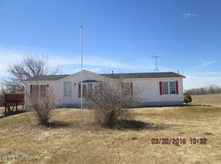 525 Shaw Rd, Casnovia, MI 49318