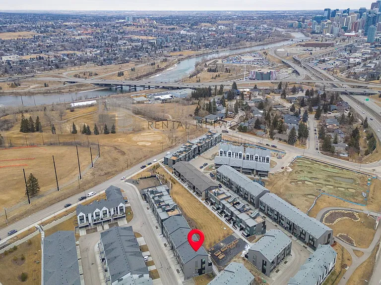 244 Sovereign Cres SW #1 — Photo 35