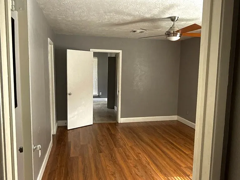 22726 Melham Ln — Photo 11