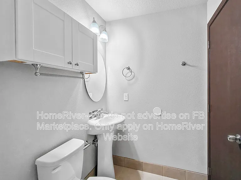831 S Avalon St — Photo 14