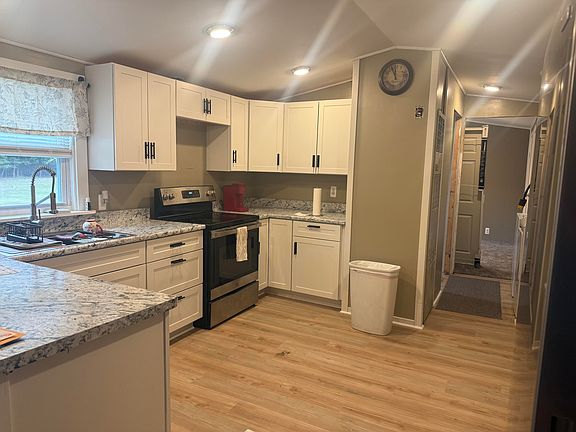 4th image of 161 Webber Brook Road