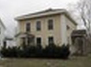 621 E Main St, Ionia, MI 48846