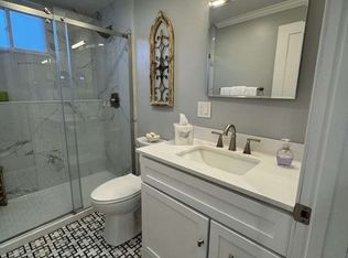 20 Beacon Ave APT 1, Newburyport, MA 01950