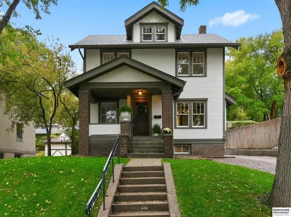 318 N 36th Ave, Omaha, NE 68131