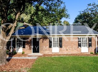 2103 Bracyridge Rd, Greensboro, NC 27407