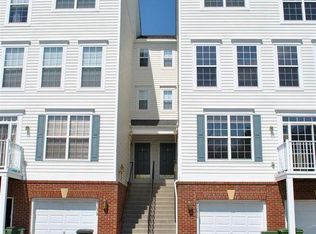 13678 Salk St #271, Herndon, VA 20171