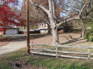 3463 Niccolls Rd, Springfield, IL 62703