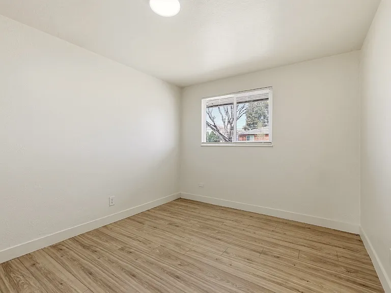 8980 E 12th Ave — Photo 7