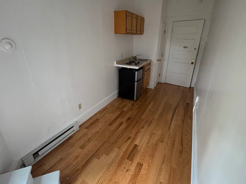 1061 Beacon St #9