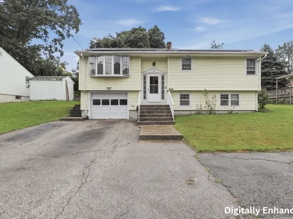 65 Harold St, Worcester, MA 01604