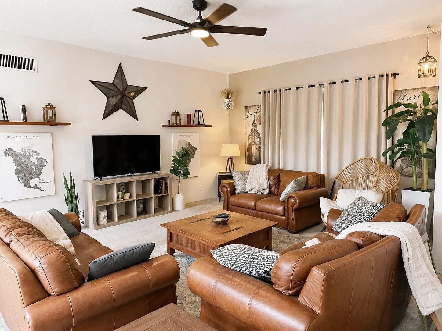 2142 E Woodman Dr — Photo 2