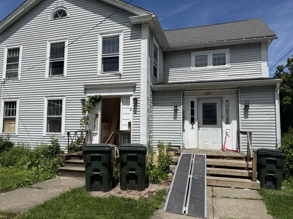 209 E 6th St APT 3, Jamestown, NY 14701