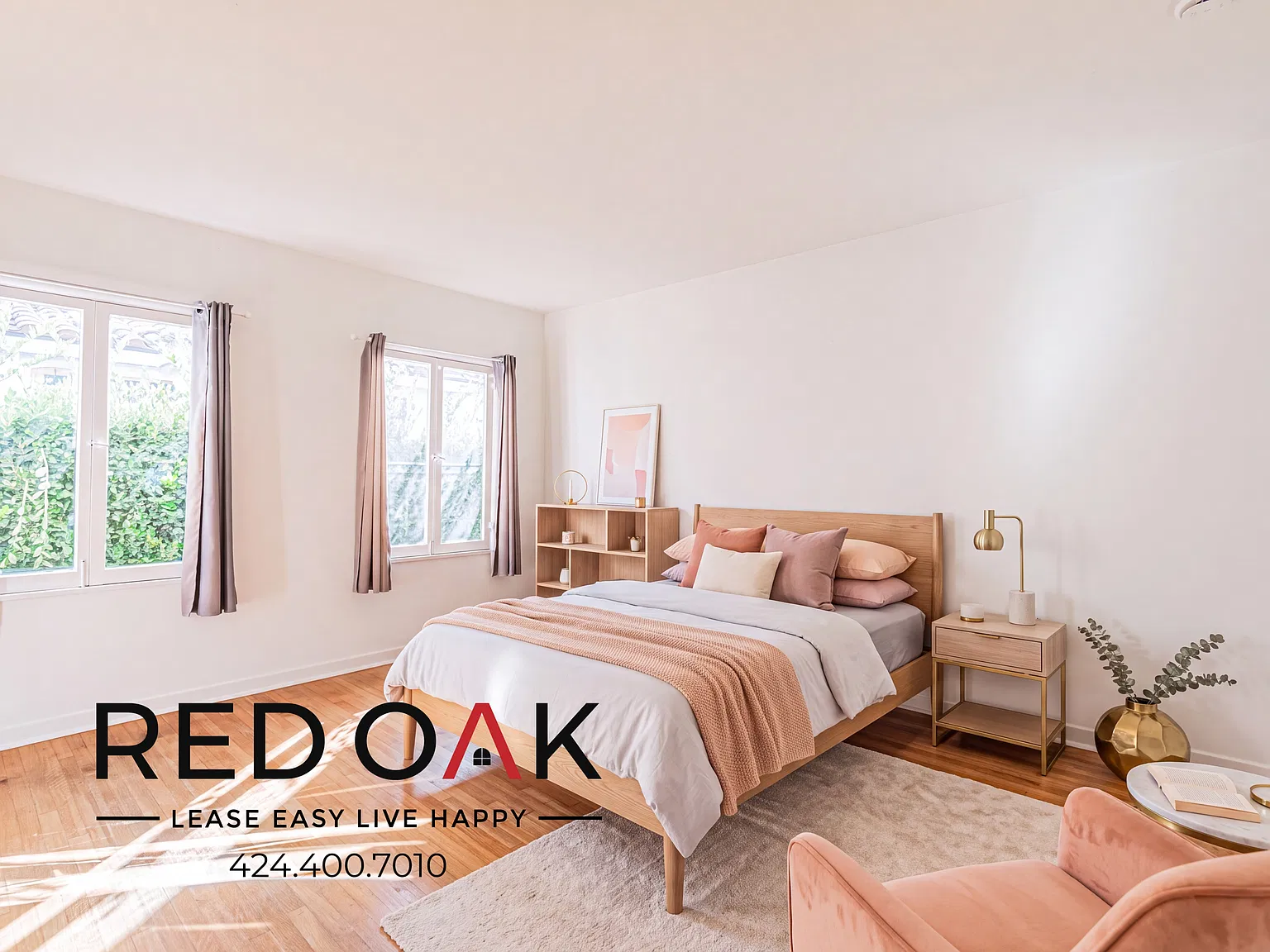 Charming 3-Bedroom Fairfax Home with Large Backyard, In-Unit Laundry, Driveway & Garage Parking! — Photo 3