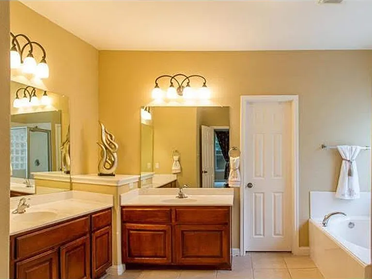 3746 Gentle Winds Ln — Photo 22