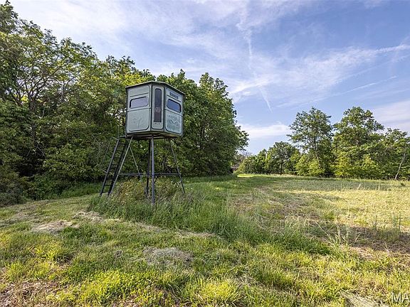 4th image of 5016 Audrain Rd #433