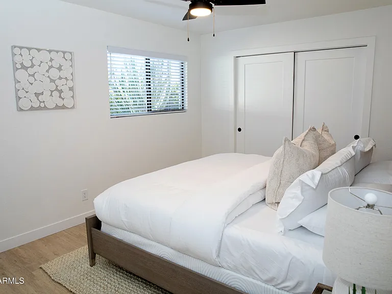 6302 E Winchcomb Dr — Photo 28