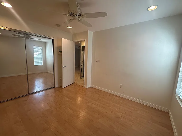 1850 E Maryland Ave #54 — Photo 14