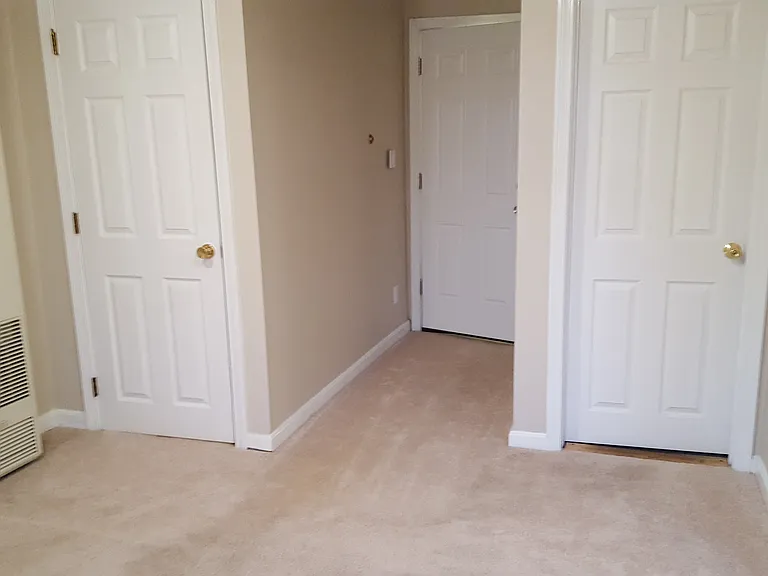 27 Hurd St #4 — Photo 6