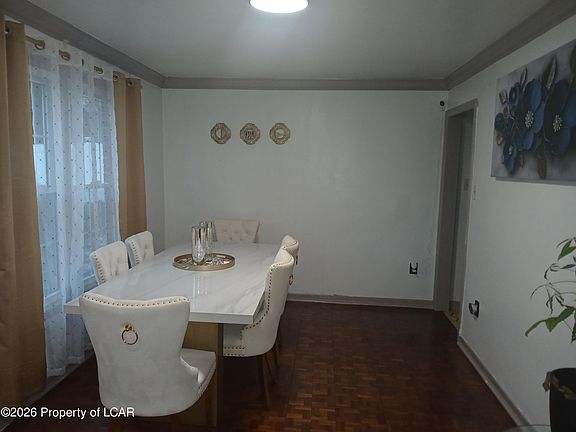 5th image of 707 Muir Ave