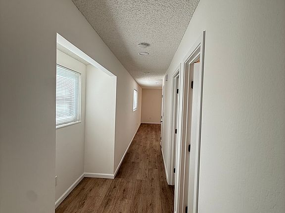 3rd image of 546 Lexington Ave APT 6