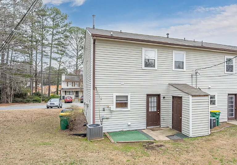 114 Bentley Pkwy #B — Photo 20