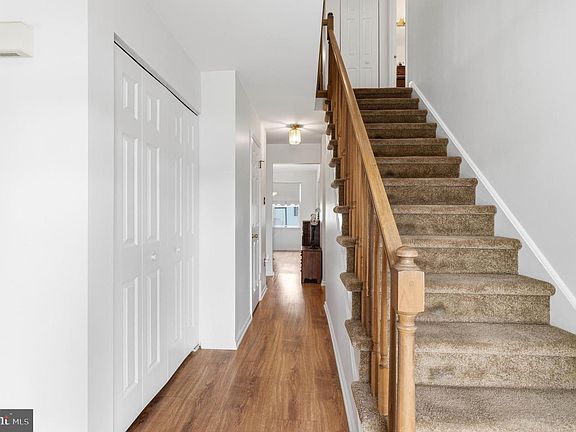 4th image of 2997 Meredith Pl