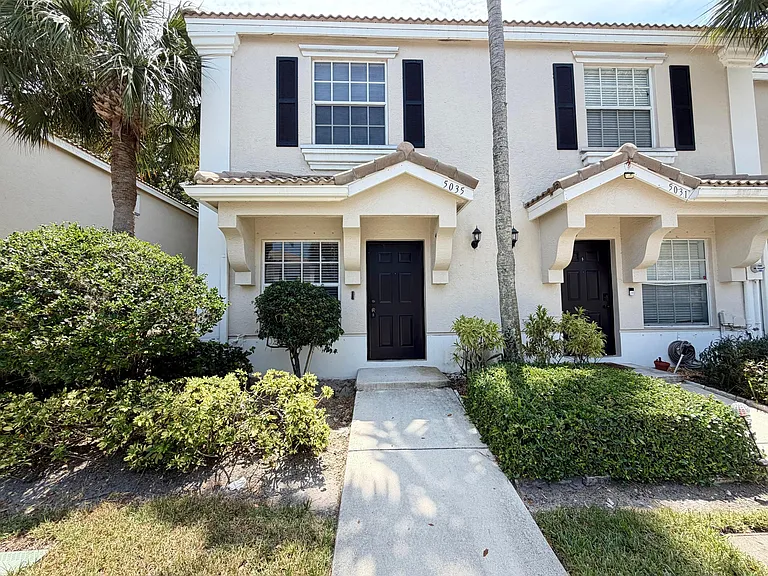 5035 Palmbrooke Cir — Photo 24