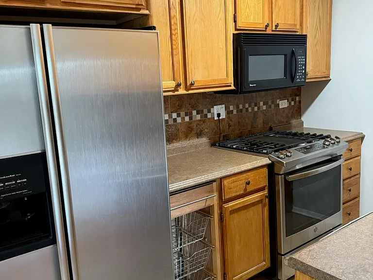 860 Winesap Ct #306 — Photo 2