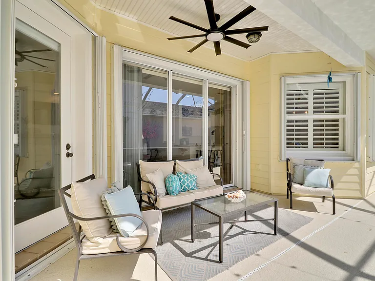 511 Sweet Bay Cir — Photo 34