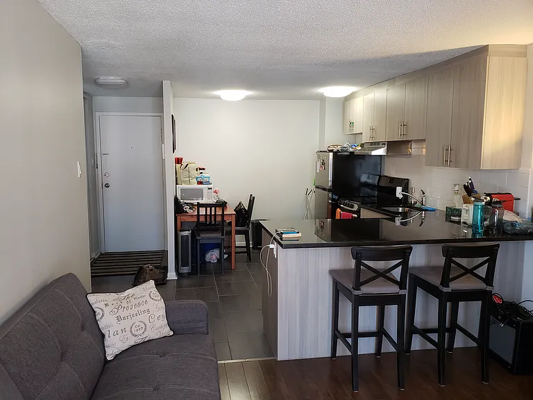 200 Pretoria Ave — Photo 27