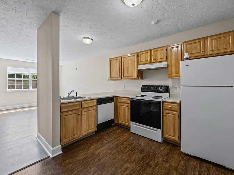 Gateway Apartments — Photo 13
