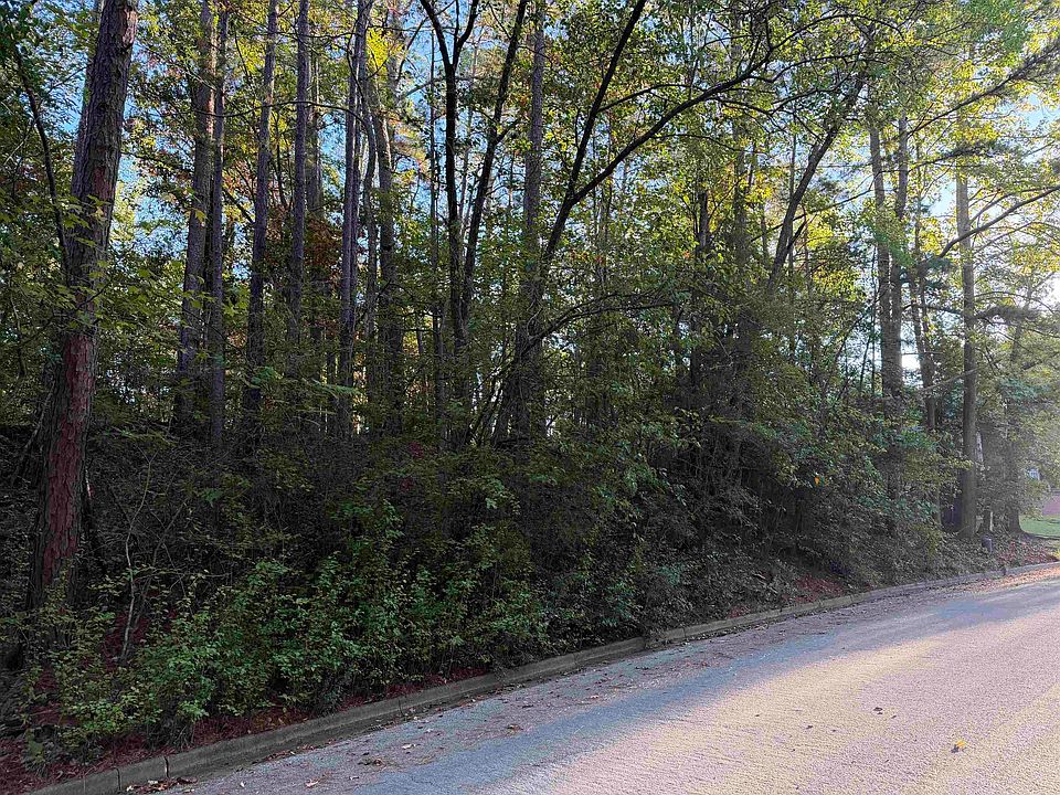 2nd image of Woodway Rd