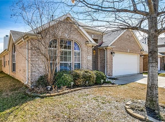 2nd image of 10512 Jaybird Dr