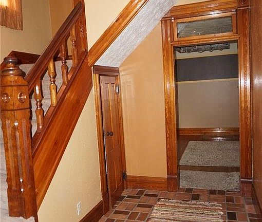 5th image of 602 W Findlay St