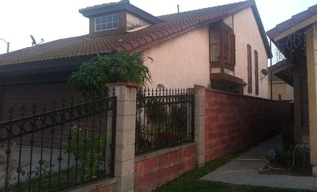2nd image of 604 W Palm Cir