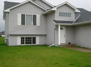 747 Harrison Dr, Big Lake, MN 55309