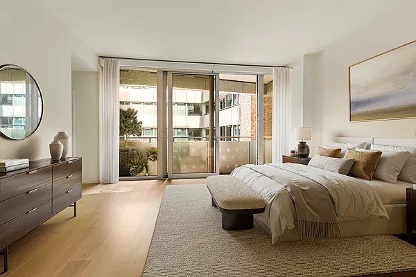 Bedroom, photo 1