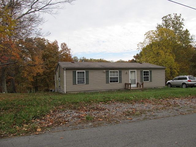 2nd image of 1060 Pricketts Fort Rd