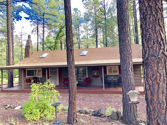 2nd image of 615 W Monarch Cir
