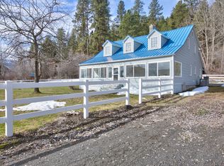 2190 Nile Rd, Naches, WA 98937
