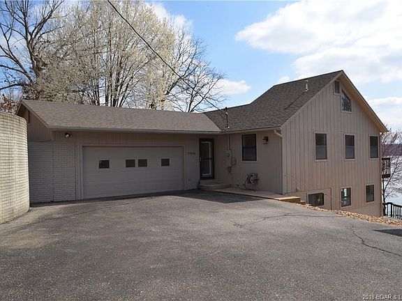 2nd image of 27645 Majestic Ln