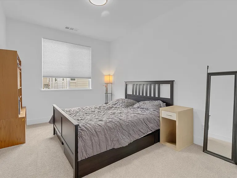 2760 Telegraph Blvd — Photo 15