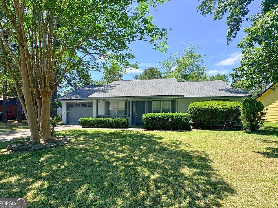 1st image of 204 Merriwood Cir