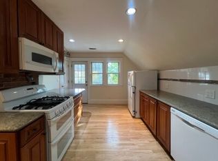 50 White St #3E, Cambridge, MA 02140