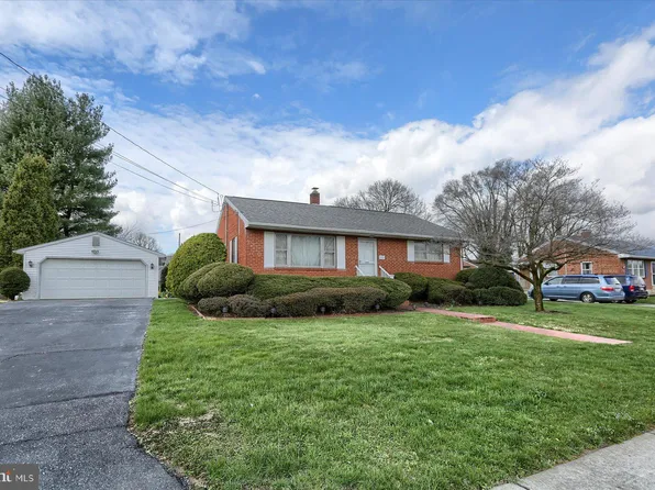 100 Curvin Dr, Harrisburg, PA 17112