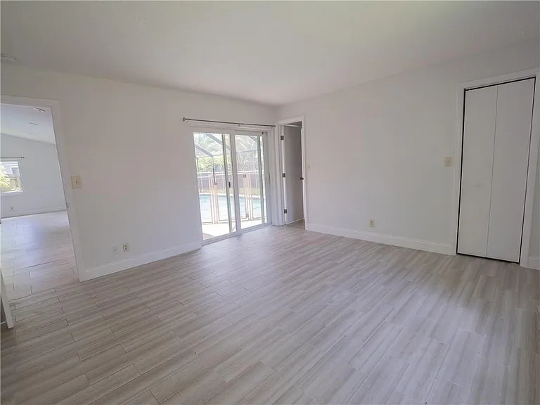 5332 NW 29th Ct — Photo 20