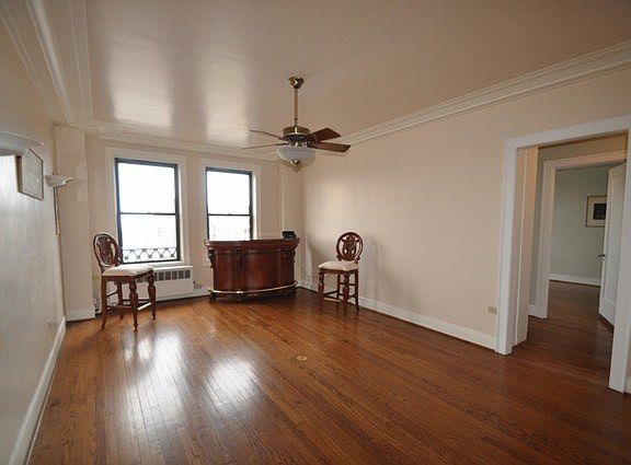 3rd image of 5555 S Everett Ave Unit 11E