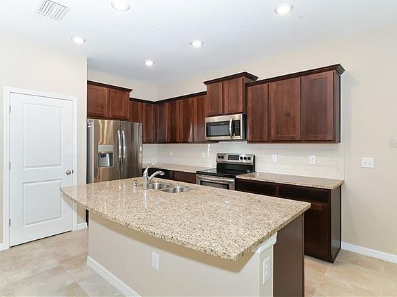 5th image of 2495 Midnight Pearl Dr