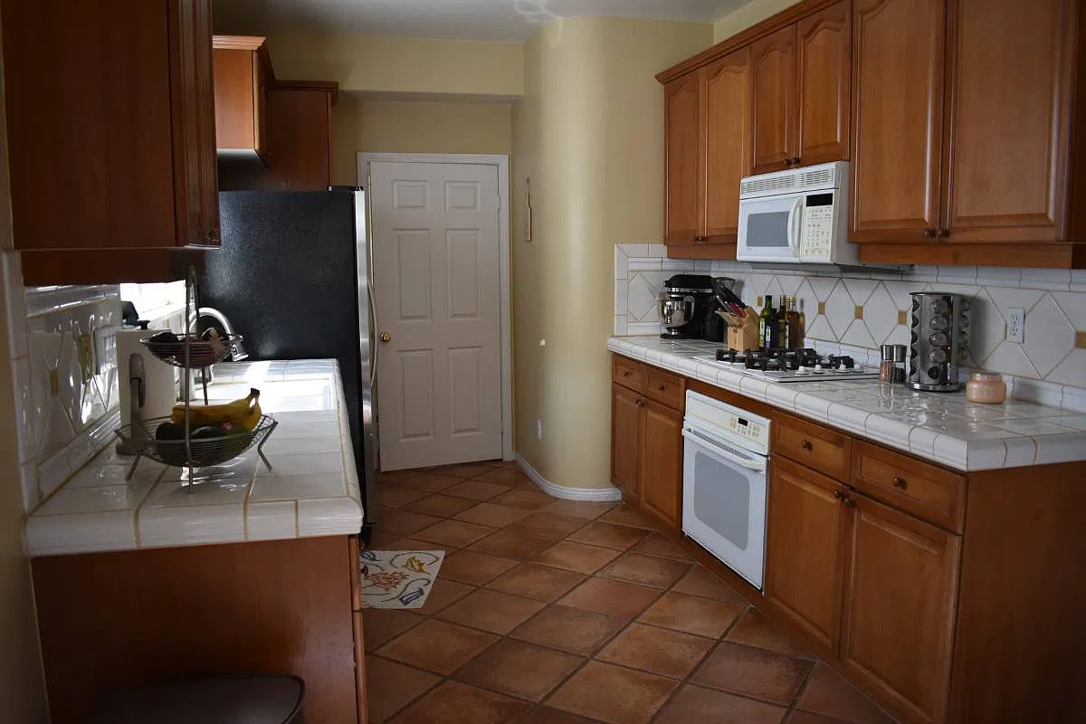 942 Corte Augusta — Photo 4