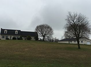 132 Hamlin Rd, Fredericksburg, PA 17026